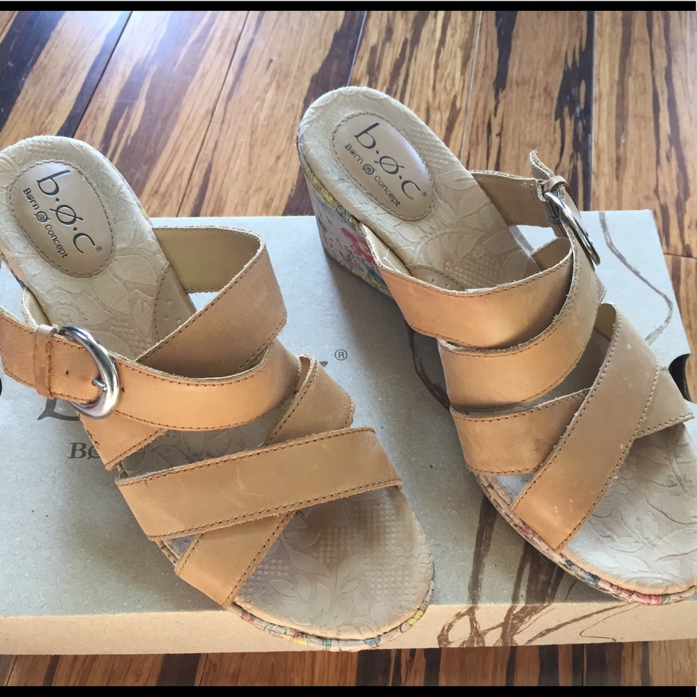 Born Wedge Sandal
